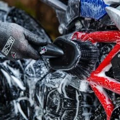 Muc-Off Zachte Wasborstel 6 Muc-Off Zachte Wasborstel -Motoronderdelen Winkel muc off brush individual soft washing 4
